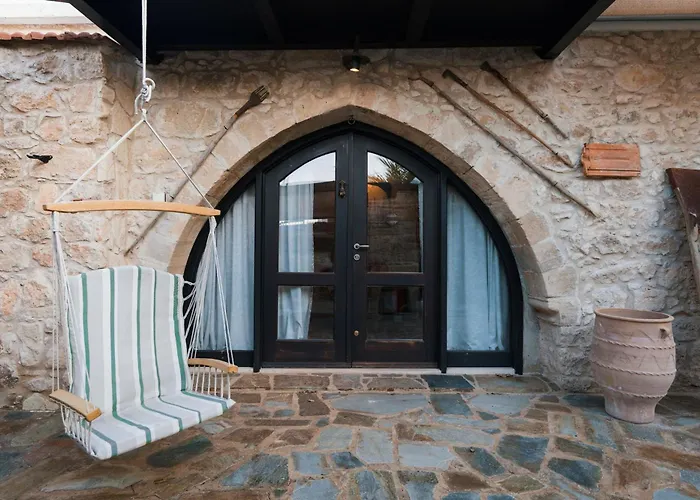 펜션 Traditional Stone House - Where Tradition Meets Comfort Mesa Chorio