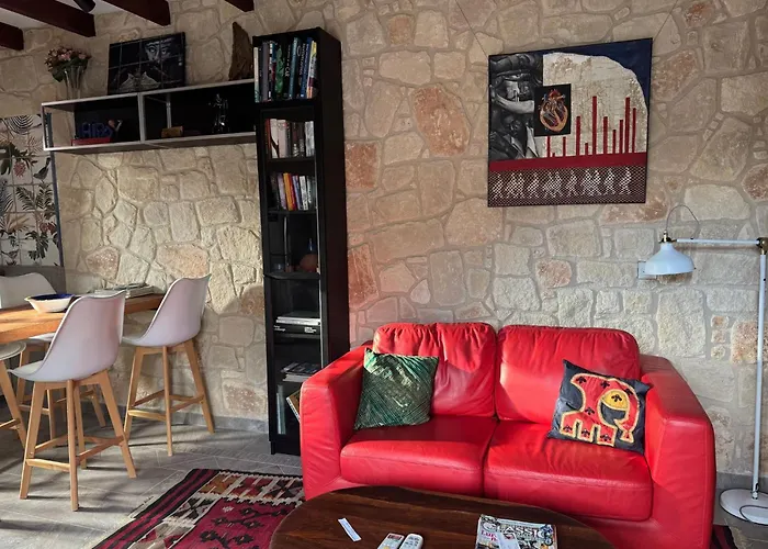 Traditional Stone House - Where Tradition Meets Comfort