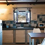 Feriehus Traditional Stone House - Where Tradition Meets Comfort *