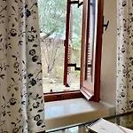 Traditional Stone House - Where Tradition Meets Comfort *