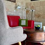 Feriehus Traditional Stone House - Where Tradition Meets Comfort Mesa Chorio