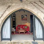 Traditional Stone House - Where Tradition Meets Comfort Mesa Chorio