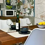 Traditional Stone House - Where Tradition Meets Comfort * Mesa Chorio