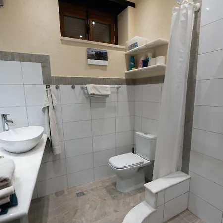 Traditional Stone House - Where Tradition Meets Comfort