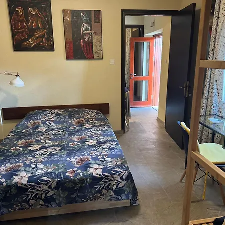 Traditional Stone House - Where Tradition Meets Comfort * Mesa Chorio