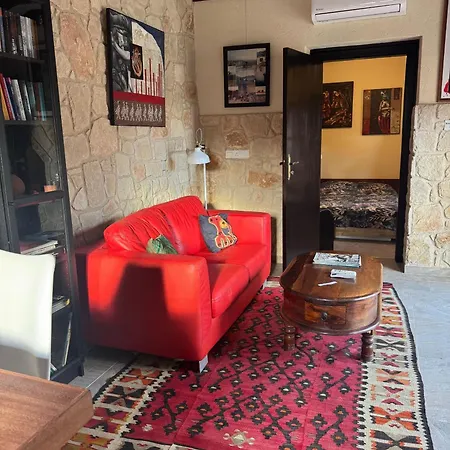 Traditional Stone House - Where Tradition Meets Comfort * Mesa Chorio