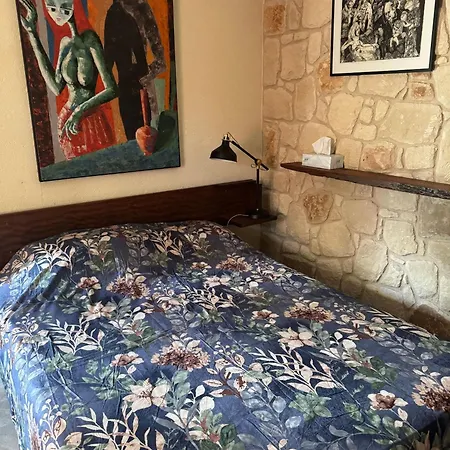 Traditional Stone House - Where Tradition Meets Comfort Hébergement de vacances *