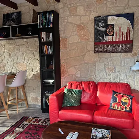 Traditional Stone House - Where Tradition Meets Comfort