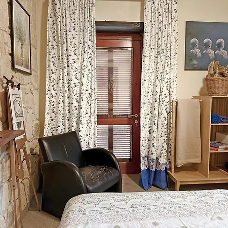 Traditional Stone House - Where Tradition Meets Comfort Hébergement de vacances *
