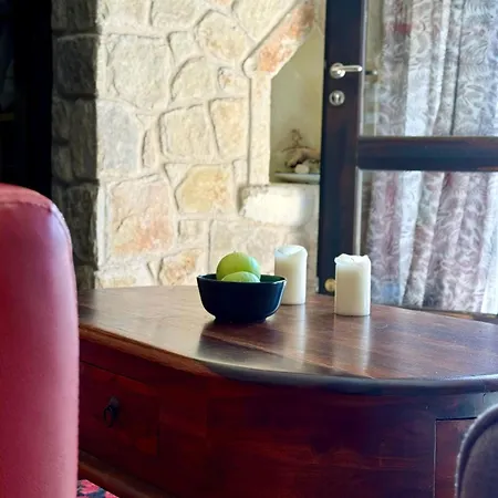 Traditional Stone House - Where Tradition Meets Comfort Hébergement de vacances