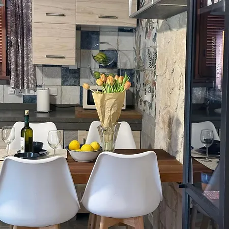 Traditional Stone House - Where Tradition Meets Comfort *
