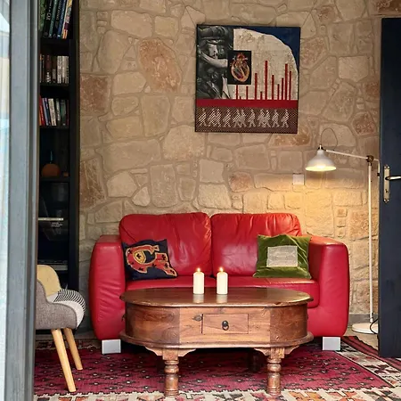 Hébergement de vacances Traditional Stone House - Where Tradition Meets Comfort Mesa Chorio