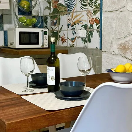Traditional Stone House - Where Tradition Meets Comfort * Mesa Chorio