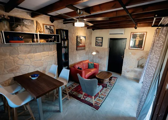 Σπίτι διακοπών Traditional Stone House - Where Tradition Meets Comfort *